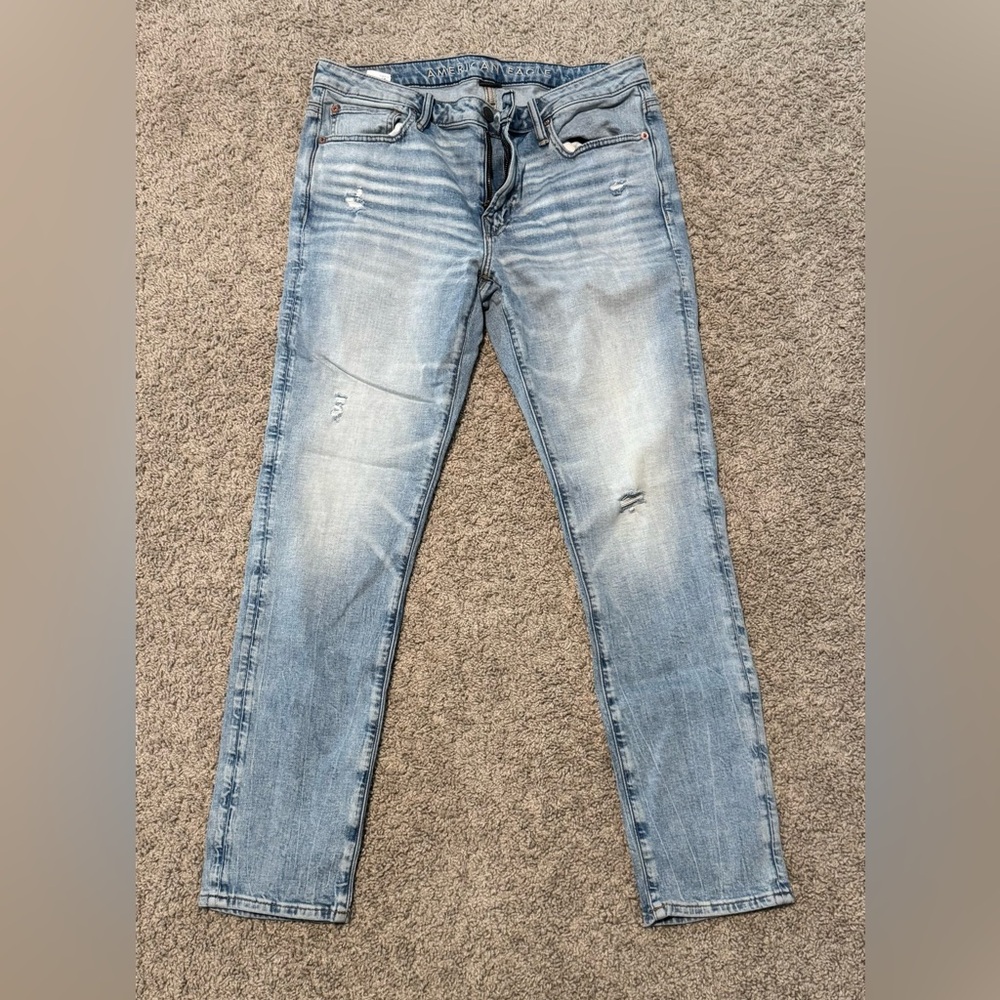American Eagle Outfitters Men’s Light Blue Denim Jeans